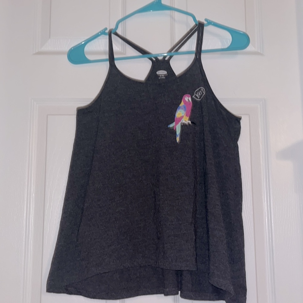 Girl’s Old Navy racer back spaghetti strap tank, heather charcoal gray, parrot